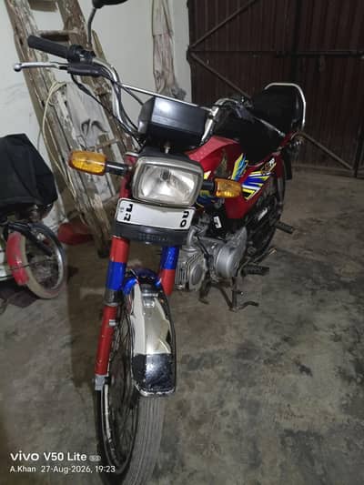 Honda CD70 2021 Red