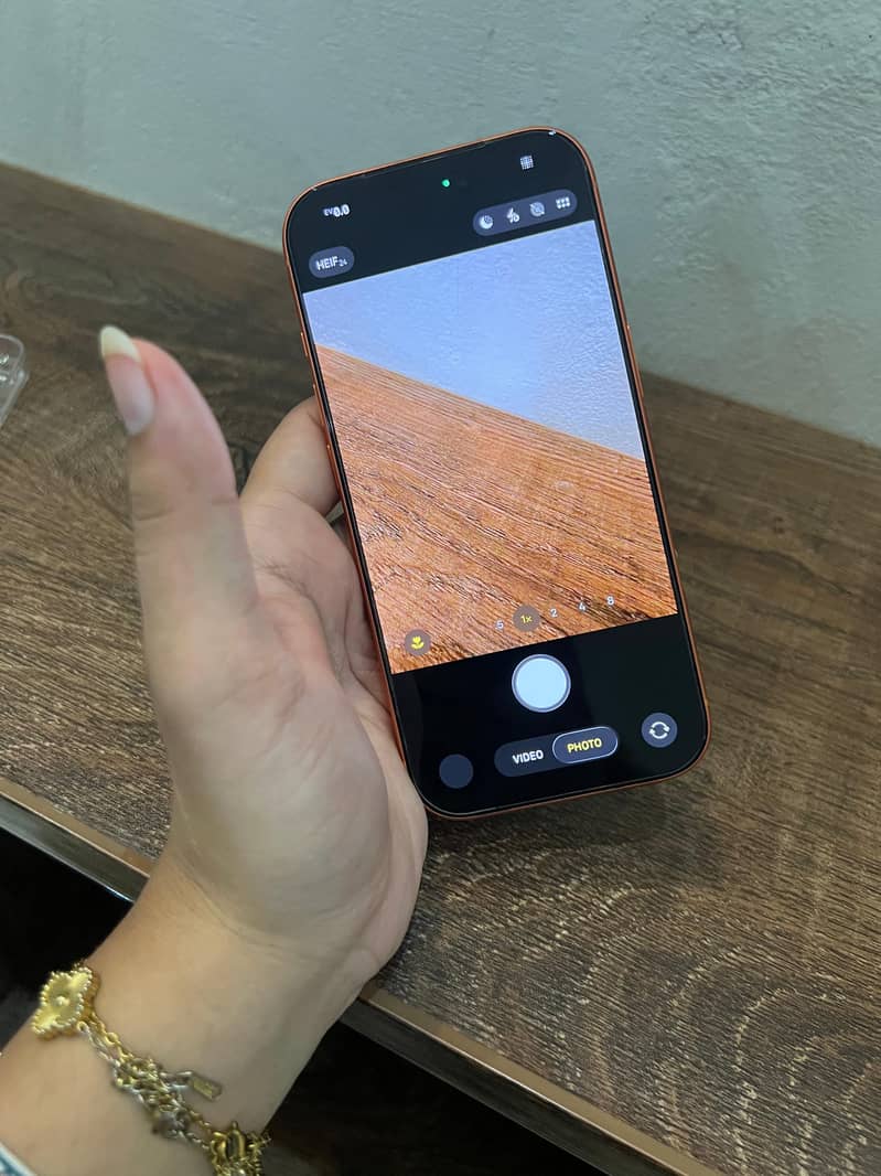 Apple iPhone 17 Pro 8
