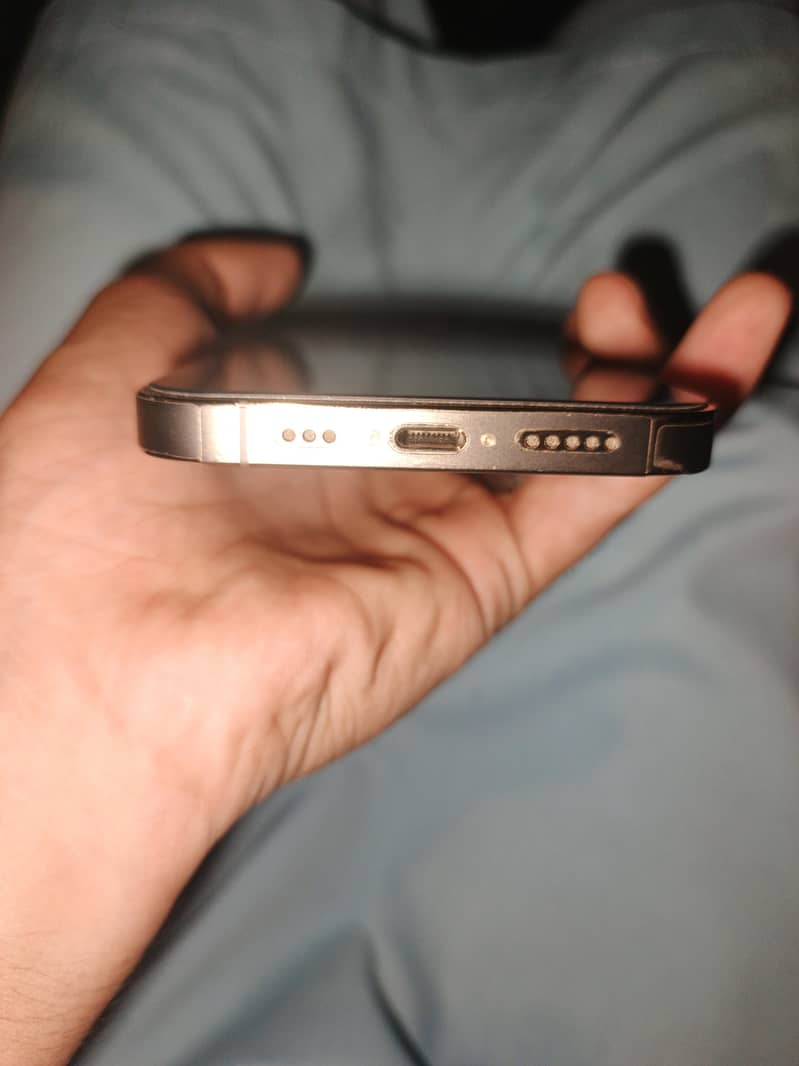 Apple iPhone 13 Pro 3