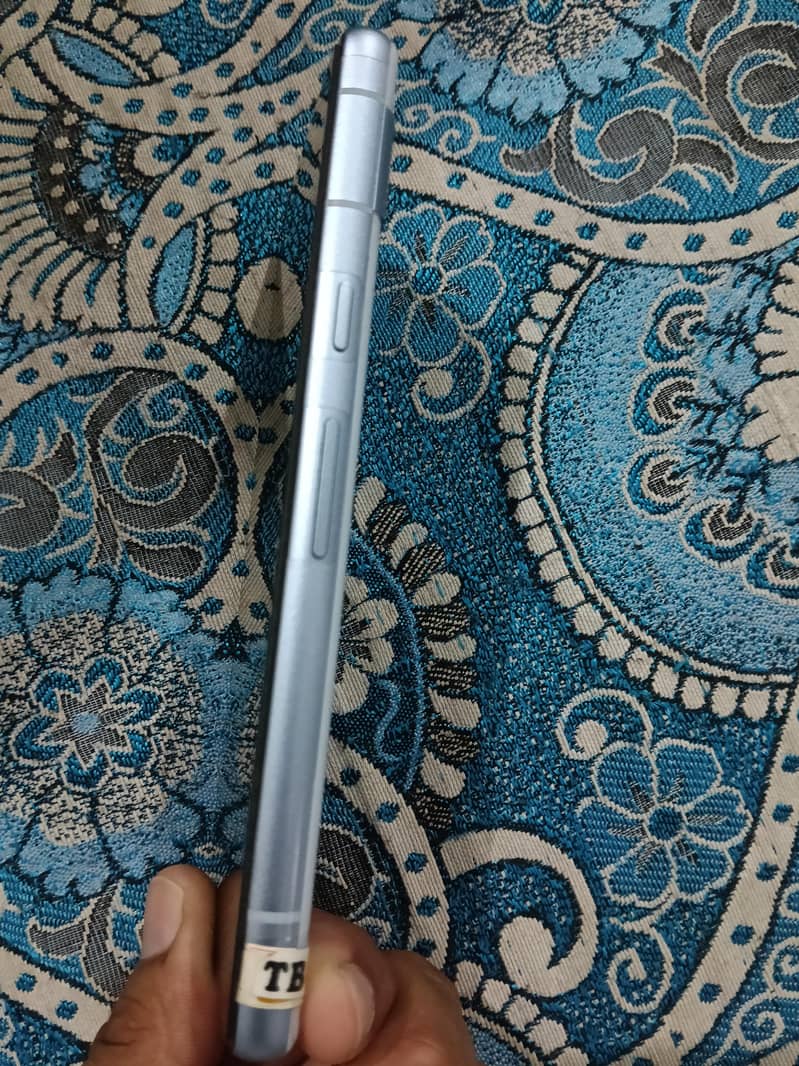 Google Pixel 7a 6