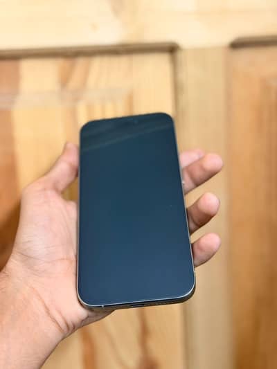 Apple iPhone 15 Pro
