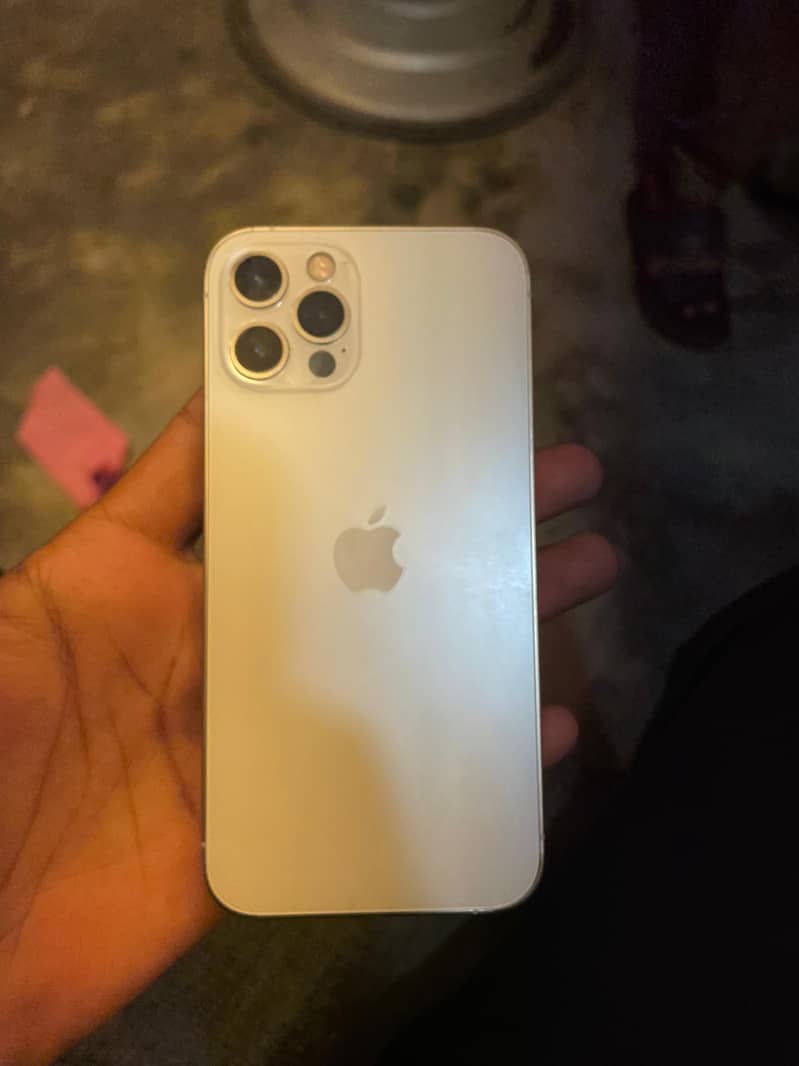 Apple iPhone 12 Pro 1