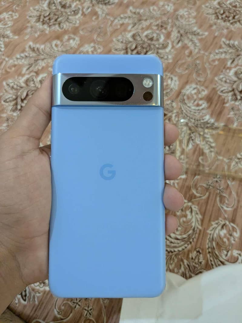 Google Pixel 8 Pro 4