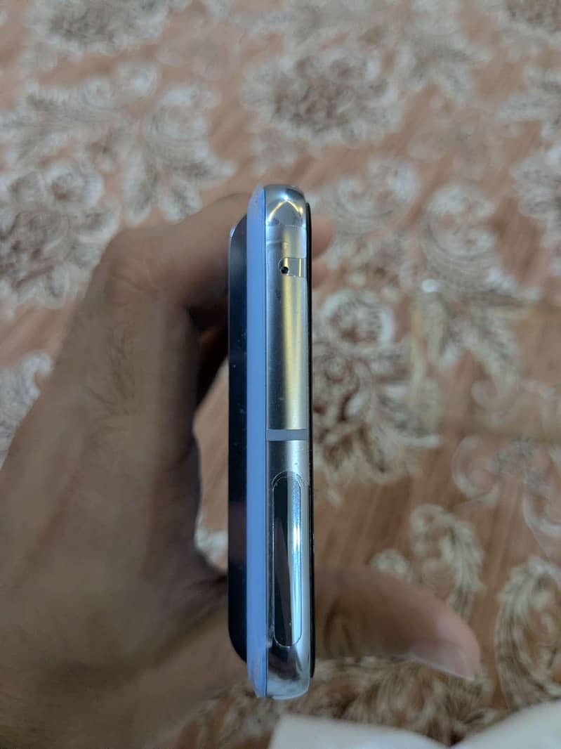Google Pixel 8 Pro 6
