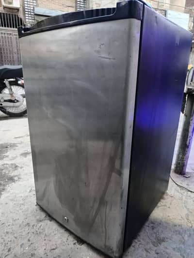 Electrolux Bad Room Refrigerator original Gass original compraser