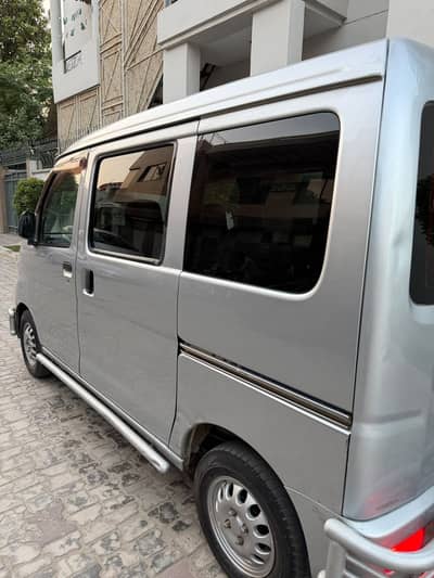 Daihatsu Hijet 2010