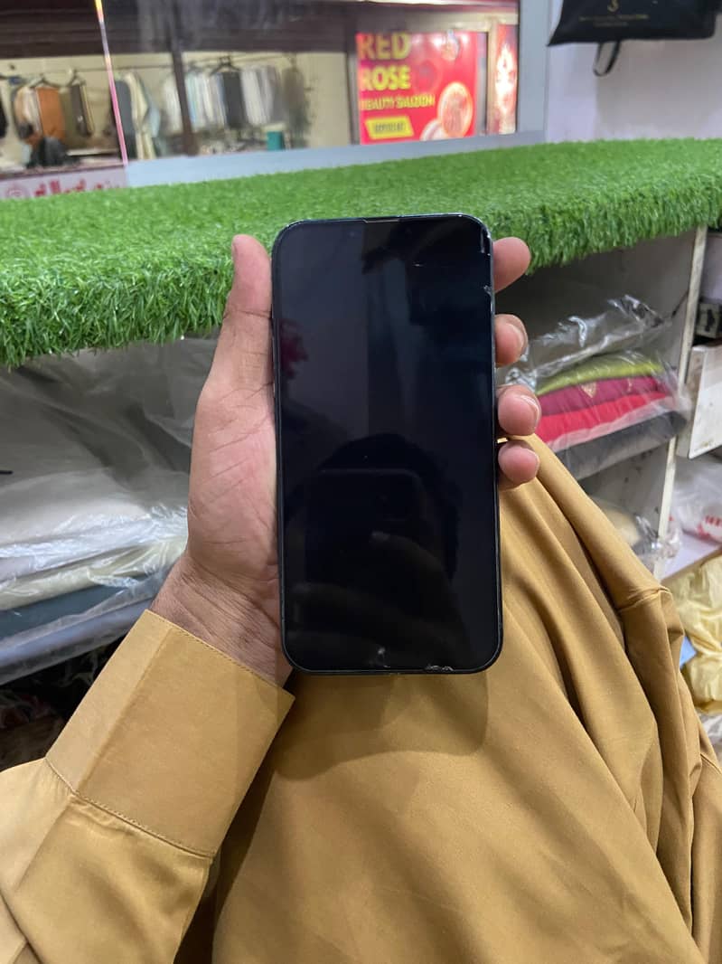 Apple iPhone 14 plus 4