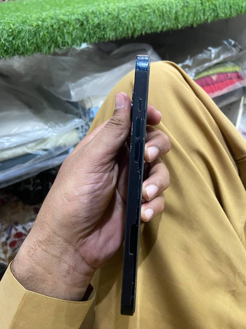 Apple iPhone 14 plus 5