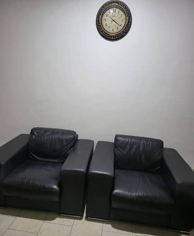 leather single seater 2 black sofas