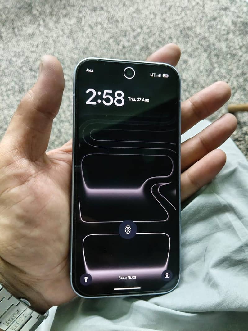 Google Pixel 10 5