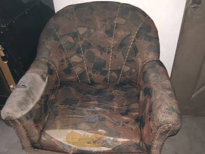 Sofa 3 seater or 1 seater sofa condition 10 / 4 poshish