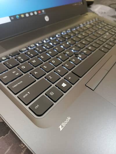 HP ZBook 15u G4 Mobile Workstation Core i7 7th Gen 8GB RAM 256GB SSD