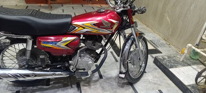 Honda CG 125 2025