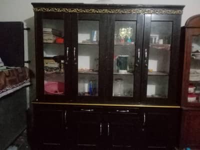 Wardrobes bartan almari