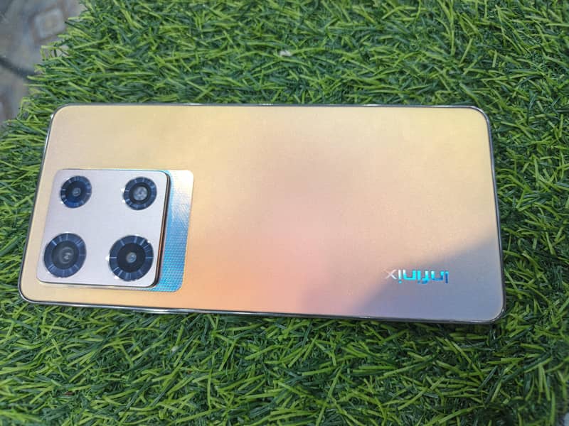Infinix Note 30 Pro 0