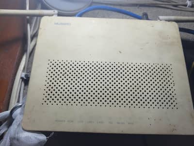 Huawei HG8546M XPON/GPON/EPON ONT WIFI ROUTER (Used Pulled Out)