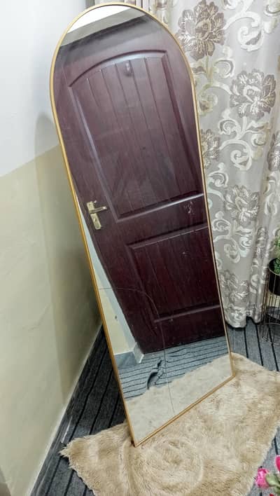 standing mirror