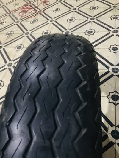 140/90-15( tubeless tyre)