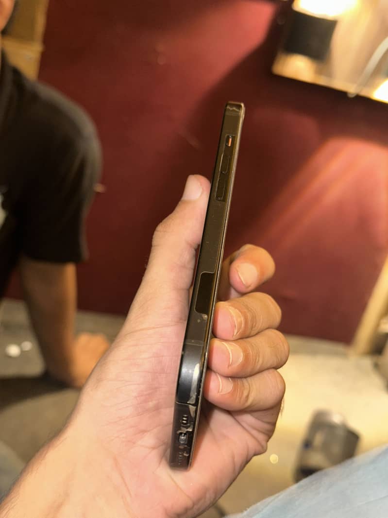 Apple iPhone 15 2