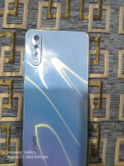 Vivo S1