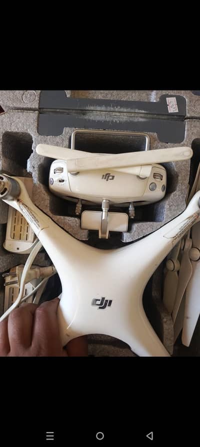 Dji phantom 4 pro drone urgent sale karna he