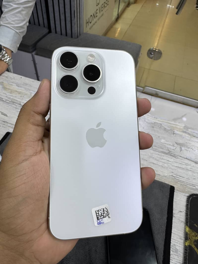 Apple iPhone 15 Pro 5