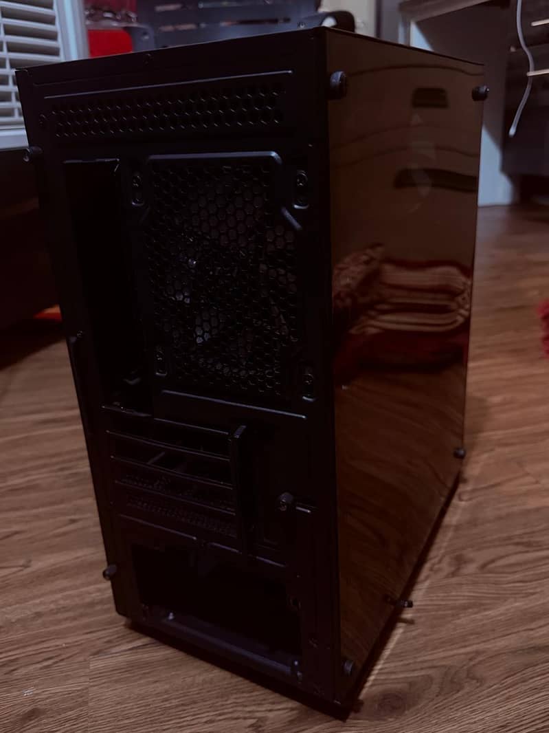 Msi Mag M100A Casing 1