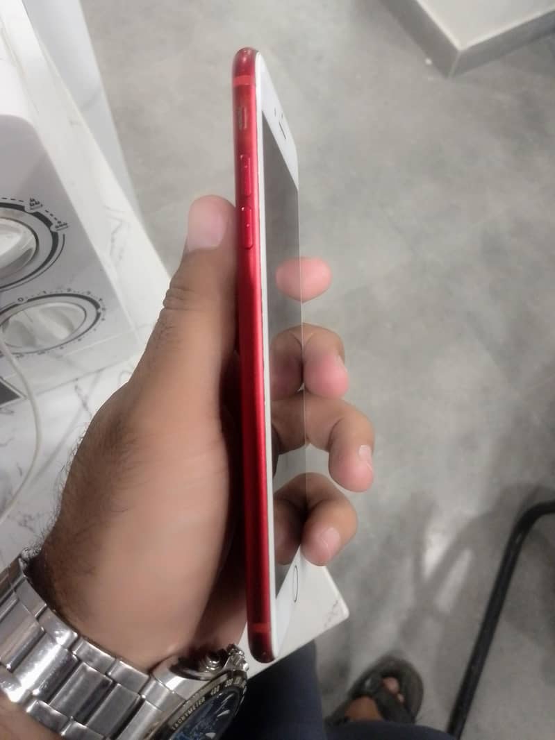 Apple iPhone 7 Plus 1