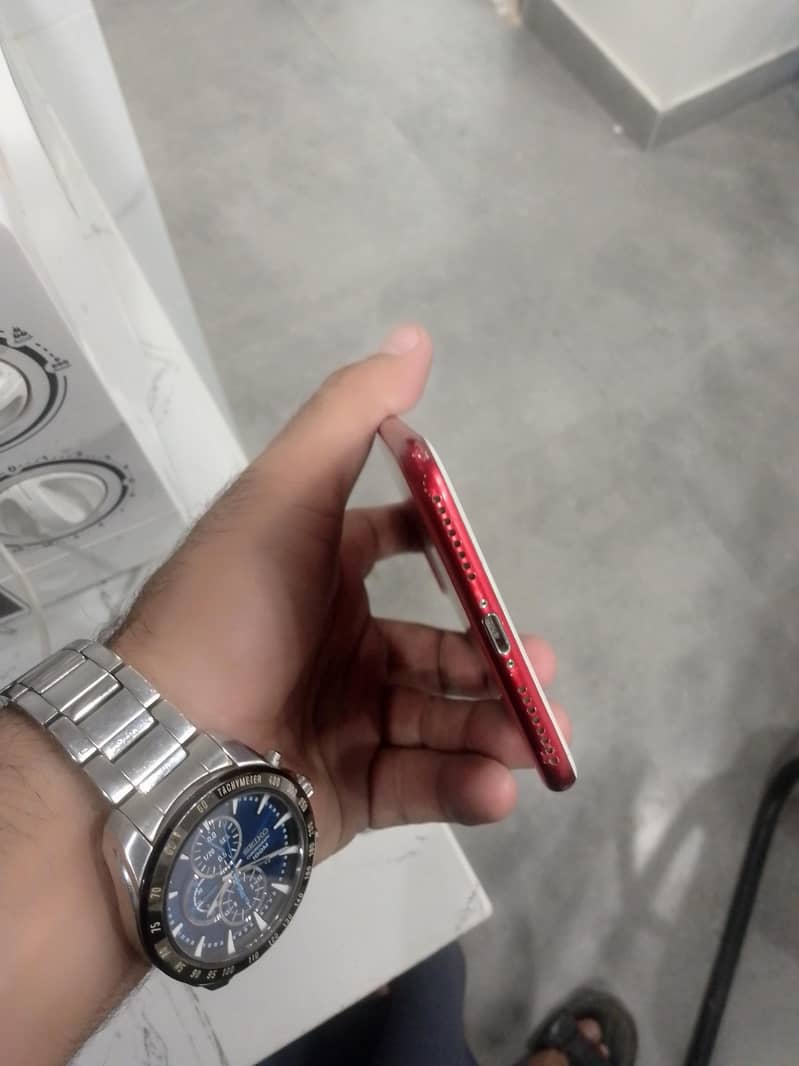 Apple iPhone 7 Plus 2