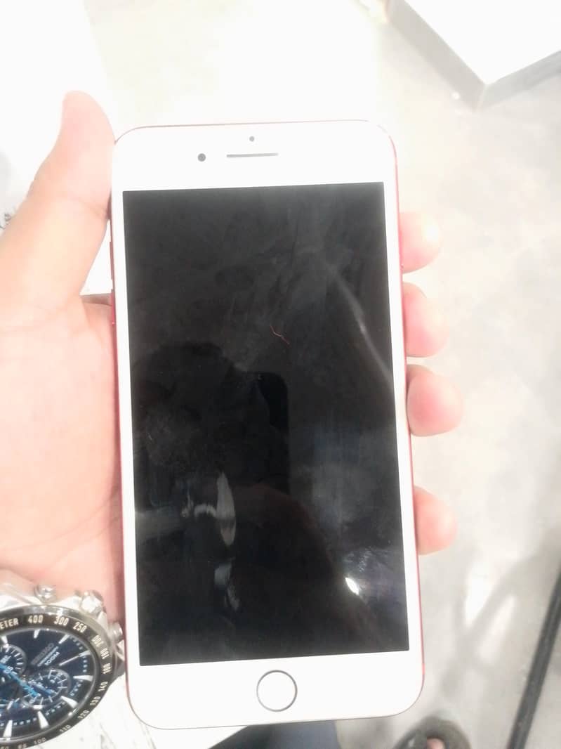 Apple iPhone 7 Plus 5