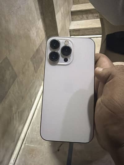 Apple iPhone 13 Pro