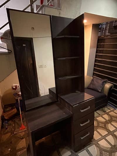 Dressing Table with Large Mirror & 3 Drawers