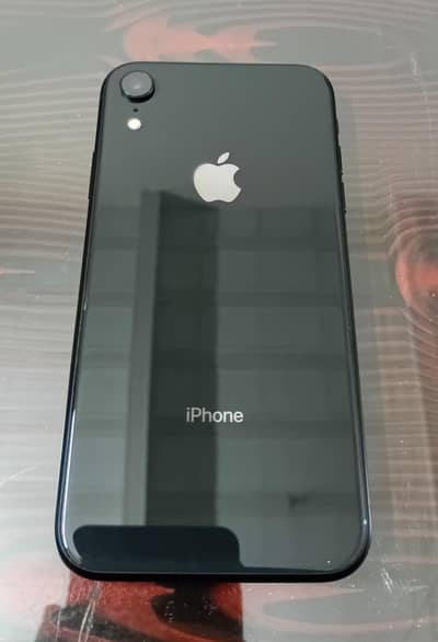 Apple iPhone XR