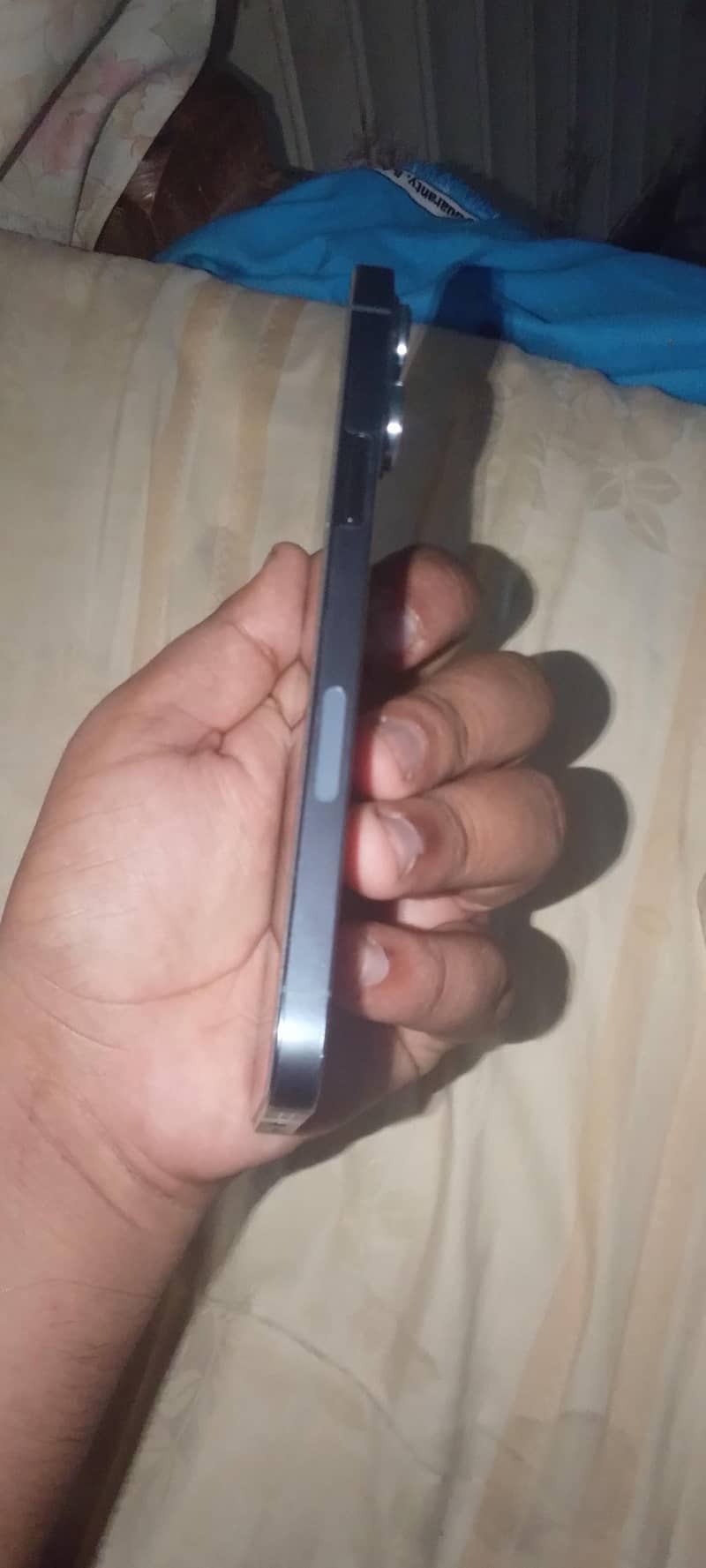 Apple iPhone 13 Pro Max 4
