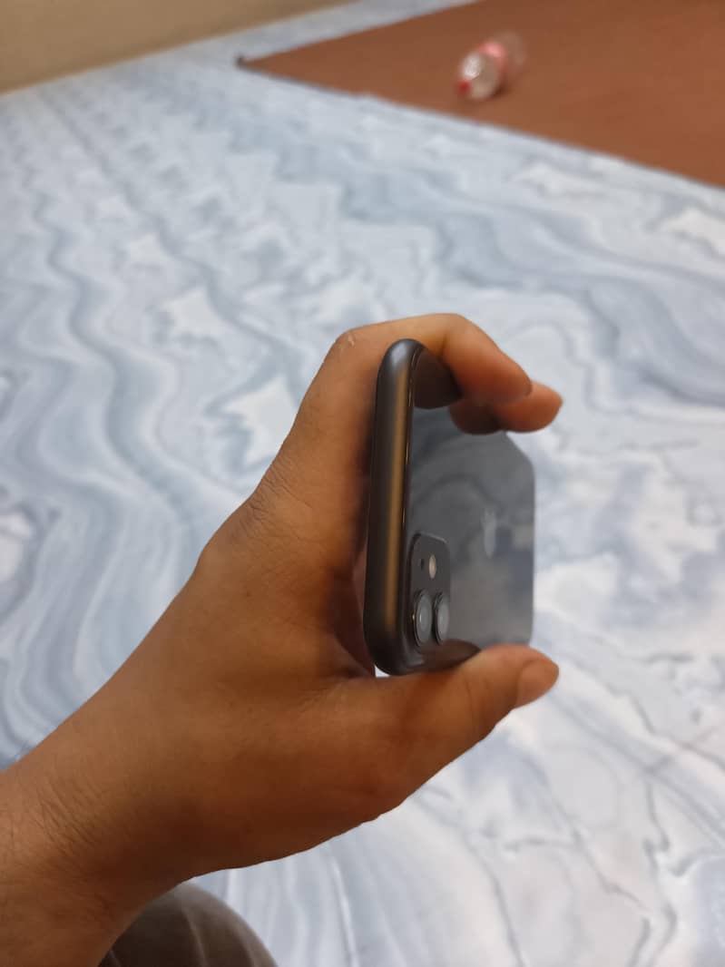 Apple iPhone 11 5