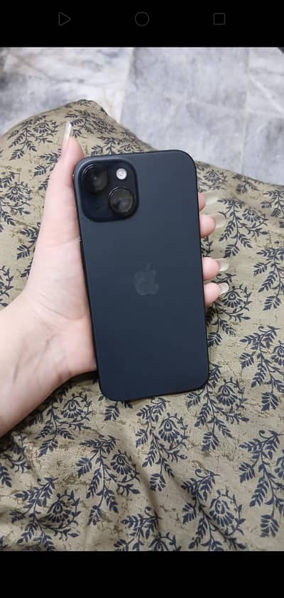 Apple iPhone 15
