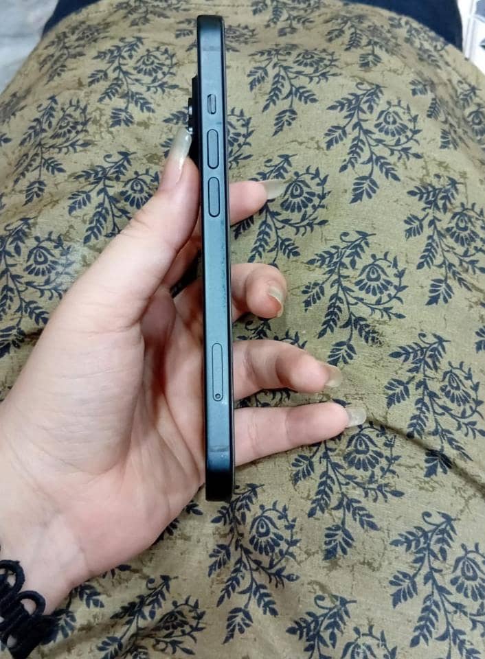 Apple iPhone 15 1