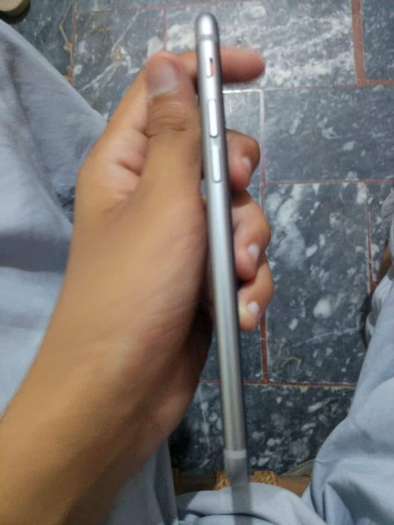 Apple iPhone 6S 2
