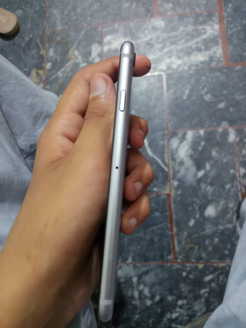 Apple iPhone 6S 3