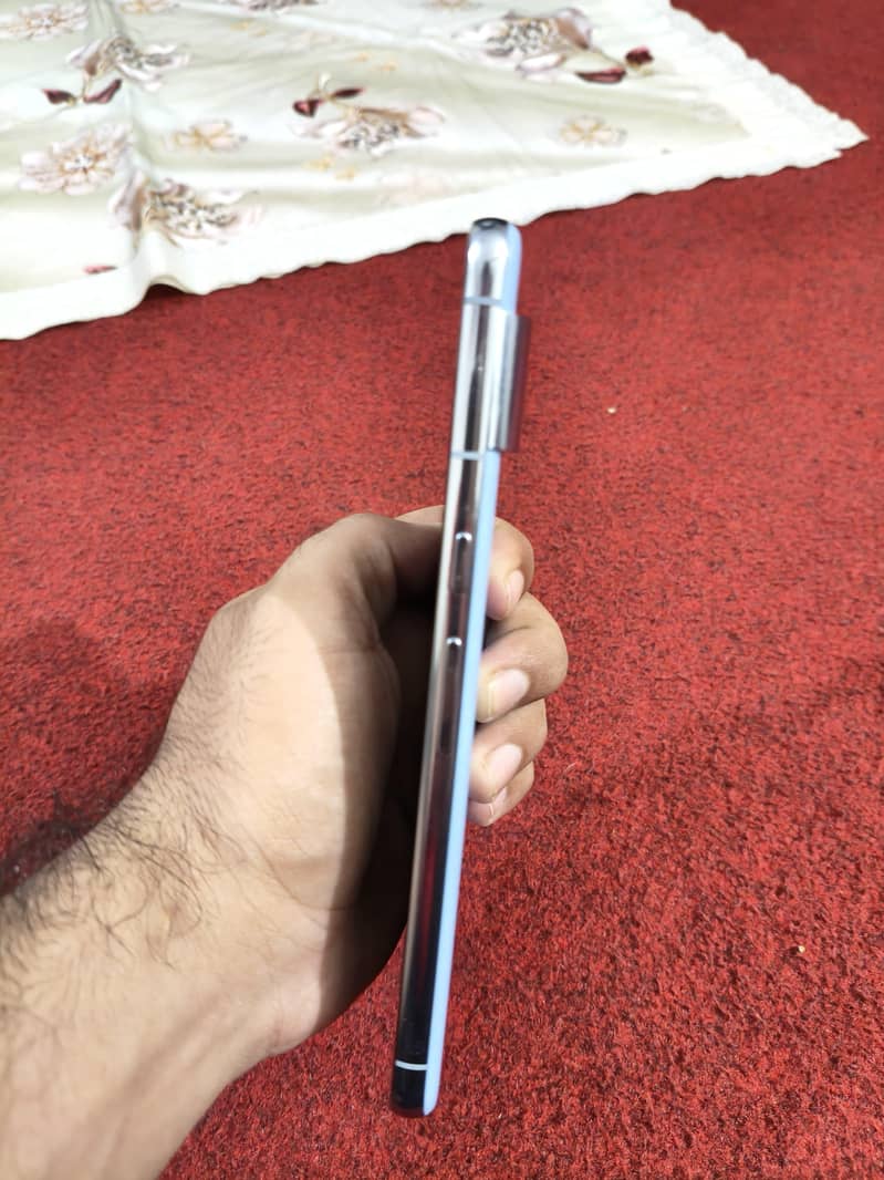 Google Pixel 8 Pro 4