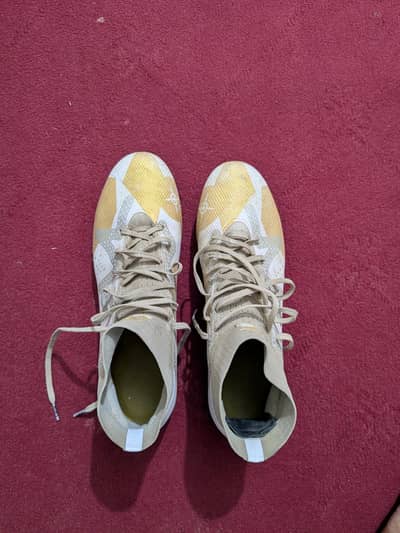 Football shoes 7.5 Uk