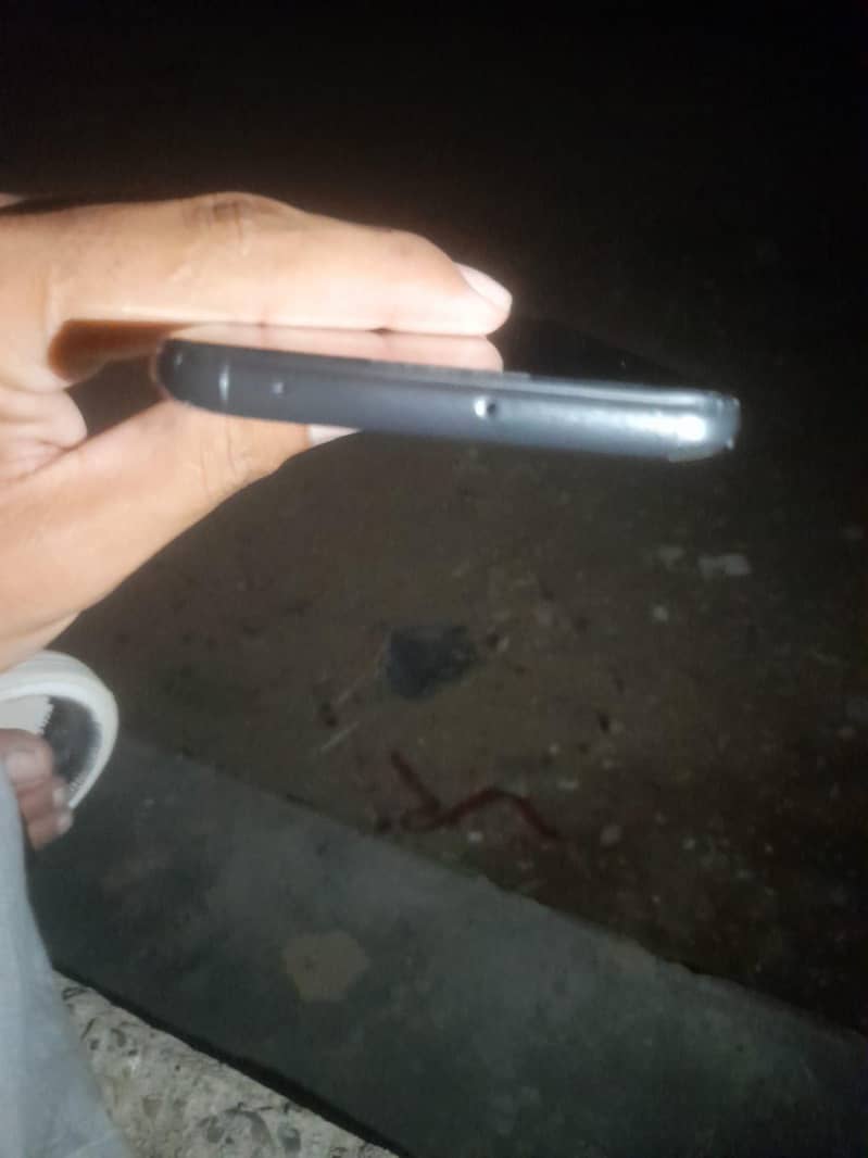 Xiaomi Redmi Note 9 5