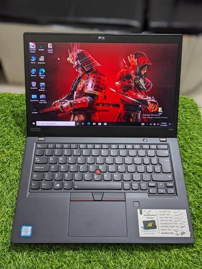 Lenovo ThinkPad X390 i7 8th Gen  8GB RAM 256GB SSD FHD
