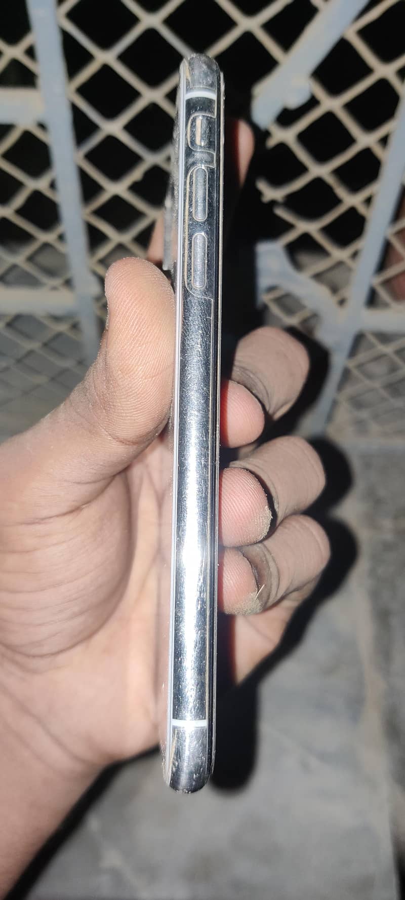 Apple iPhone X 3