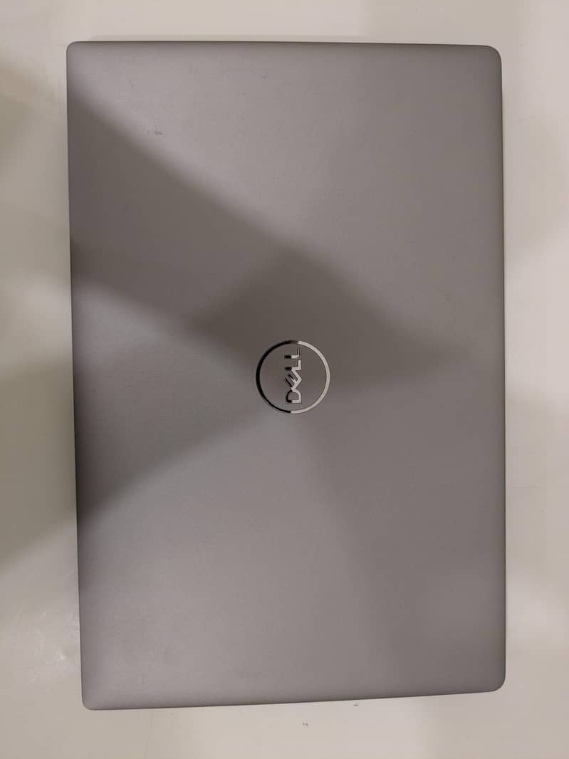 LAPTOP 5