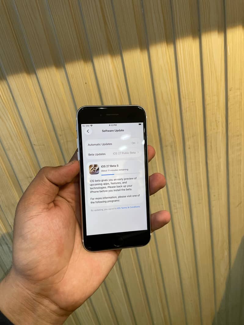 Apple iPhone SE 2 4