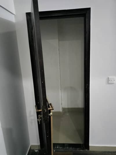 FLAT AVAILABLE FOR SALE 2BED DD BLOCK F