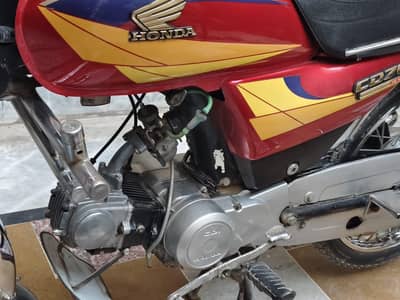 Honda bike CD 70 0328(31/60/580 urgent sel karni hai bike model 2005