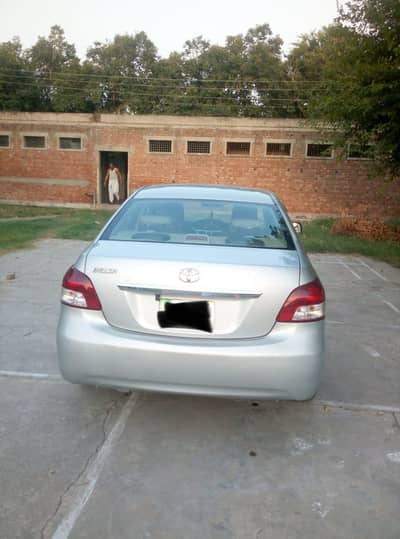 Toyota Belta 2012