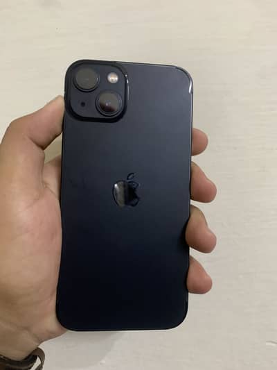 Apple iPhone 13 under apple warrnaty